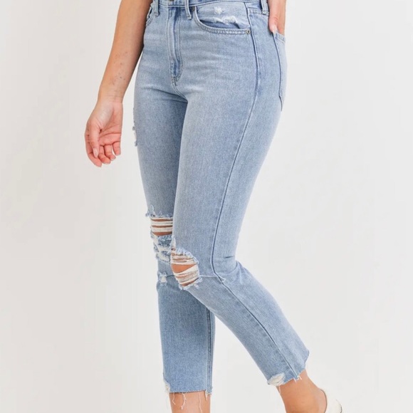 High Rise Girlfriend Jeans! - Picture 6 of 6